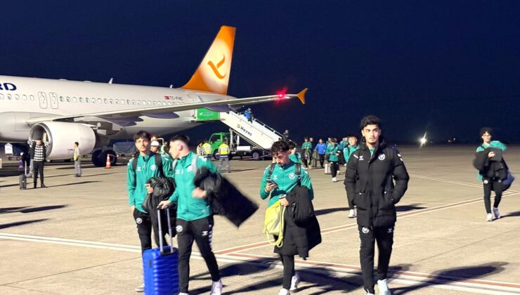 Konyaspor Trabzon’da maç saatini beklemeye başladı