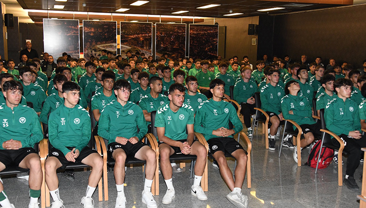 Konyaspor’da seminer düzenlendi