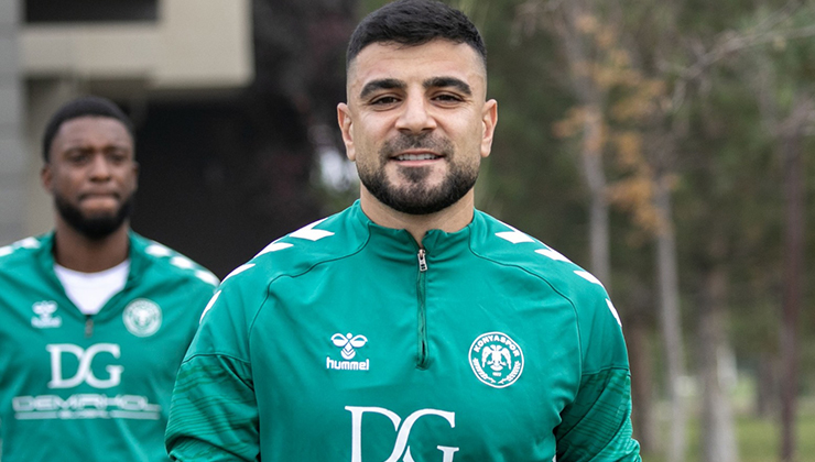 Konyasporlu stoper kararı bekliyor