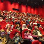 Makine mühendisleri ve aileleri sinemada buluştu