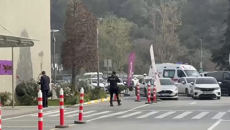 Sarıyer’de oyuncak silahla televizyon binasına giren zanlı yakalandı