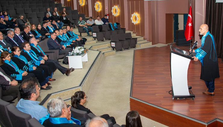 Selçuk Üniversitesi’nde başarılı akademisyenlere ödül