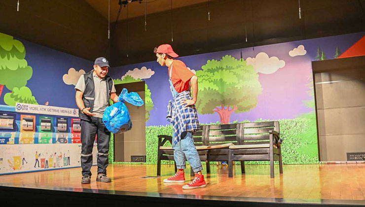 Selçuklu’da çocuklara sıfır atık bilinci tiyatro ile kazandırılıyor