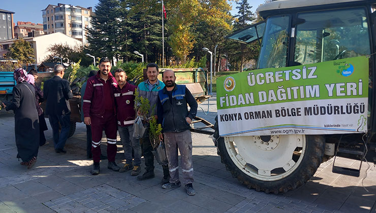 Seydişehir’de geleceğe nefes için binlerce fidan dağıtıldı
