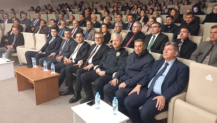 Seydişehir’de Öğretmenler Günü kutlandı