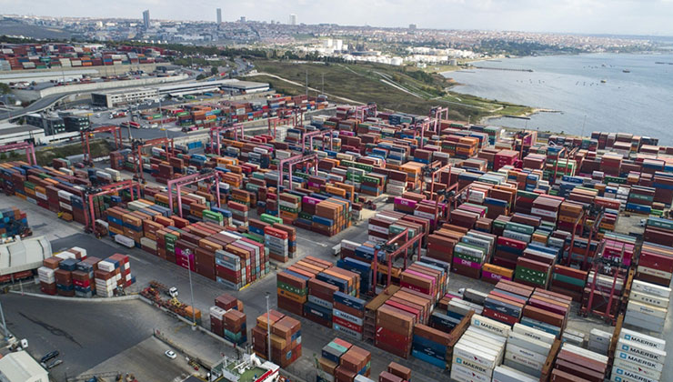 Türkiye’den komşularına 10 ayda 23 milyar dolarlık ihracat