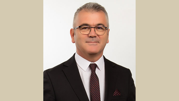 Ustaoğlu: Öğretmenler ileri hedeflere doğru yürümenin itici gücü ve anahtarıdır