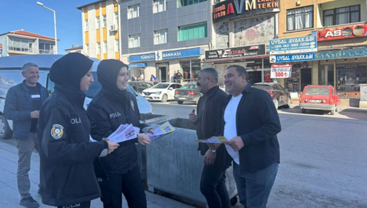 Yunak’ta kadına şiddete karşı bilgilendirme