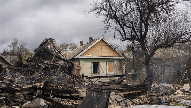 Zelenskiy: Ruslar bu hafta 1500 İHA, 1170 güdümlü bomba ve 70’ten fazla füze ile saldırdı