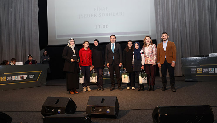 Başkan Kılca öğrencilere ödüllerini verdi