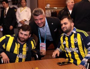 Fenerbahçe, Konyaspor maçında özel konuklarını ağırladı