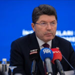 Adalet Bakanı Tunç: Yasa dışı bahis ve kumar suçlarına ilişkin cezaların artırılması için çalışma başlatıldı