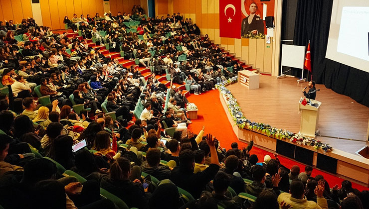 ADÜ’de ‘Temel Yapay Zeka Eğitimi’ tamamlandı