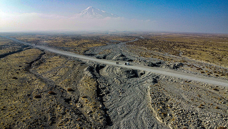 Ağrı Dağı’na yapılan 75 kilometrelik “turizm ve güvenlik yolu” tamamlandı