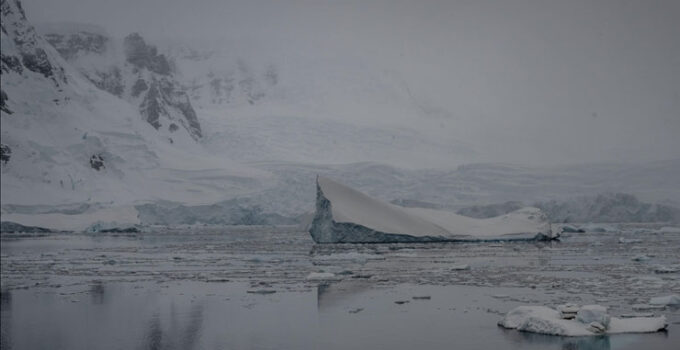 Antarktika’da 13 yılda su seviyelerini tehdit eden 362 buzul depremi oldu