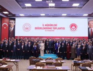 Bakan Göktaş’tan il müdürlerine “saha odaklı yönetim” uyarısı