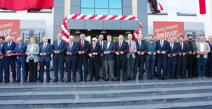 Başkan Altay, KKTC Güzelyurt Belediyesi Yeni Hizmet Binası açılışına katıldı
