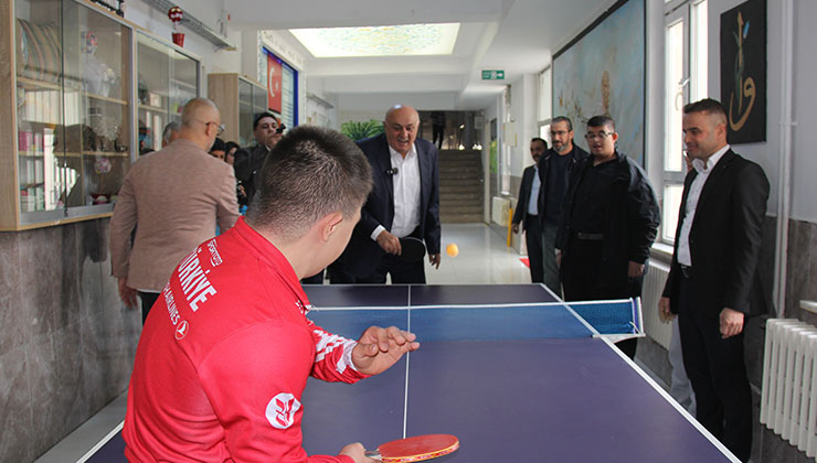 Başkan Erkoyuncu, özel eğitim öğrencileriyle buluştu