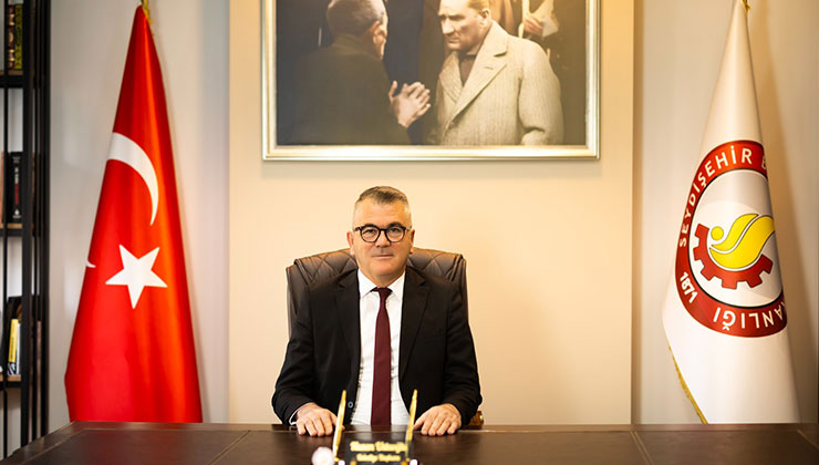 Başkan Ustaoğlu’ndan üç aylar ve Regaip Kandili mesajı