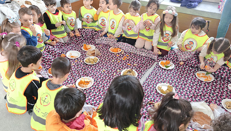 Beyşehir’de minikler doğa yürüyüşü gerçekleştirdi