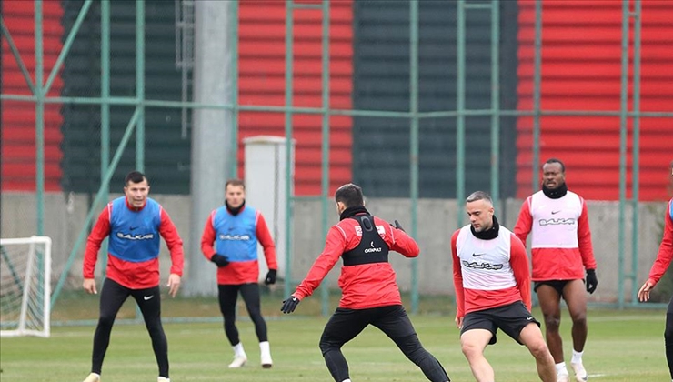 Çorum FK, ligin ilk yarısını galibiyetle tamamlamak için Erzurumspor FK maçına çıkacak