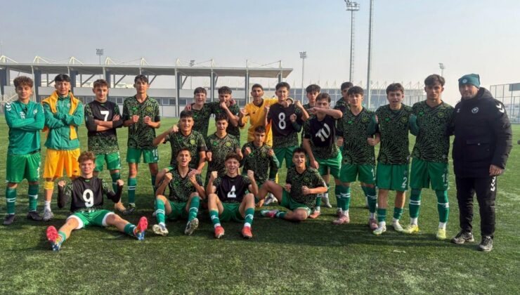 Derbide Konyaspor güldü