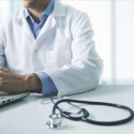 Devlet 3,2 milyar liralık genel sağlık sigortası primi alacağından vazgeçecek