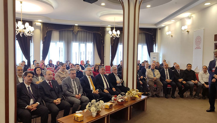 Dönüştürücü Öğretmen Eğitimi Projesi Konya’da başladı