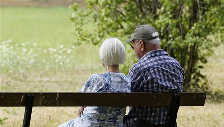 Dünya yaşlanıyor: Demografik sorunların altında hangi sebepler yatıyor?