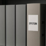 Epstein belgelerinde, Clinton’ın da aralarında bulunduğu pek çok ünlü ismin fotoğrafları ortaya çıktı