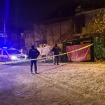 Evinin önünde silahlı saldırıya uğrayan motokurye hayatını kaybetti