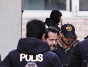 “Futbolda bahis” soruşturması kapsamında gözaltına alınan Erden Timur tutuklandı