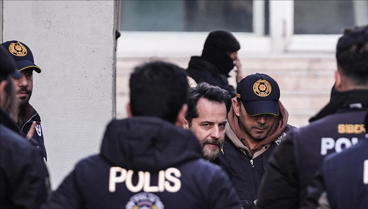 “Futbolda bahis” soruşturması kapsamında gözaltına alınan Erden Timur tutuklandı