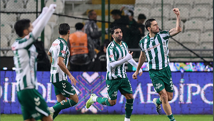 Futbolda haftanın maçları! Süper Lig’de derbi ateşi