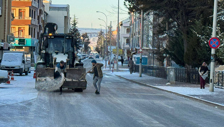 Ilgın’da beyaz bereket etkili oldu, ekipler iş başında