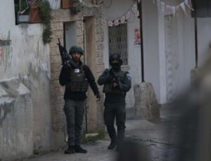 İsrail, işgal altındaki Batı Şeria’da bazı köyleri abluka altına aldı