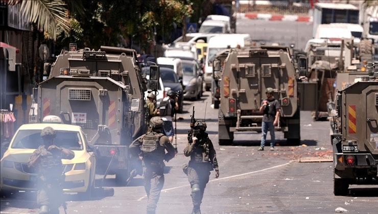 İsrail’in toplu cezalandırmaya başvurduğu Kabatiye’de çok sayıda Filistinli gözaltına alındı