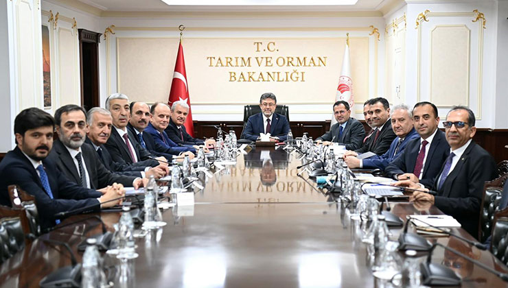 Konya protokolü Ankara’da Bakan Yumaklı ile bir araya geldi