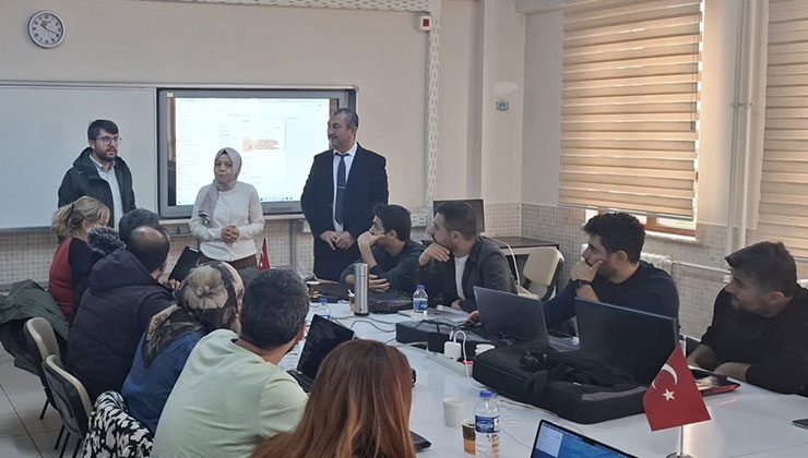 Konya’da bireysel öğrenme platformu MEBİ toplantısı gerçekleştirildi