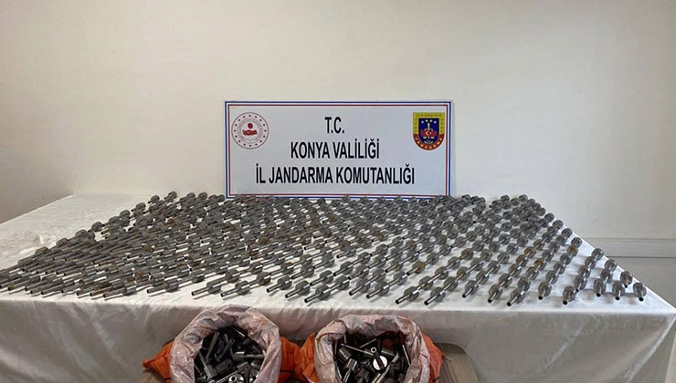Konya’da jandarma ekipleri 586 adet tabanca namlusu ele geçirdi