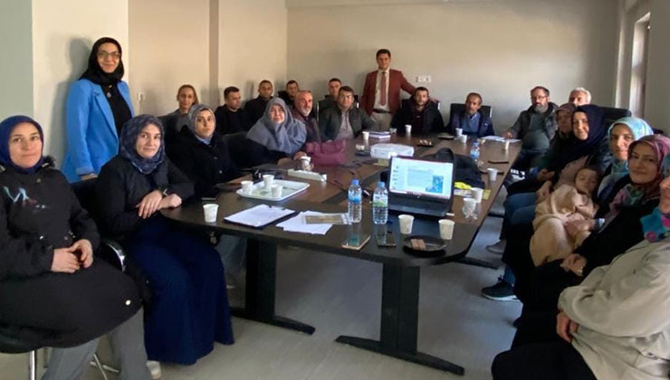 Konya’da örtüaltı sebze yetiştiriciliği eğitimi verildi