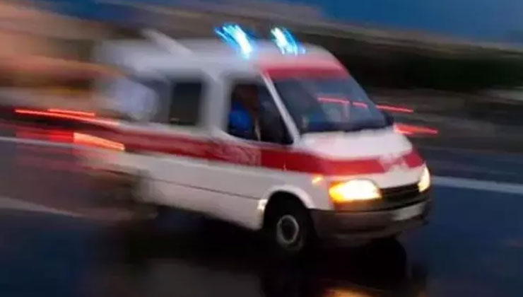 Konya’da şarampole devrilen kamyonetteki 3 kişi yaralandı