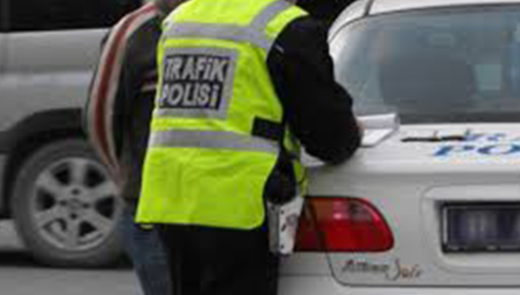 Konya’da şerit ihlali yapan 128 sürücüye ceza kesildi