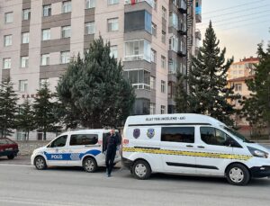 Konya’da tartıştığı eşini bacağından vurarak yaraladı