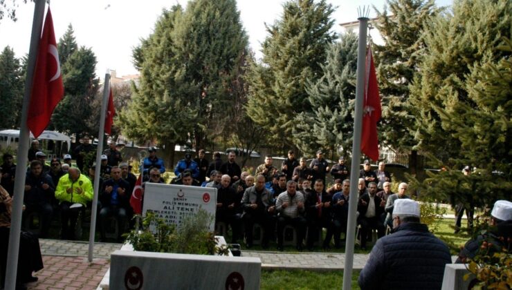 Konya’da tüm şehit polisler için hatim duası yapıldı