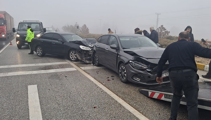 Konya’da yoğun sis ulaşımı olumsuz etkiledi