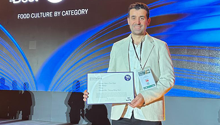 Konyalı Şef Ulaş Tekarkaya’nın kitabı dünyanın en iyisi