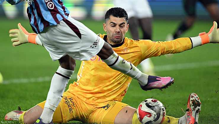 Konyaspor ilk yarıda kaleyi savunamadı!