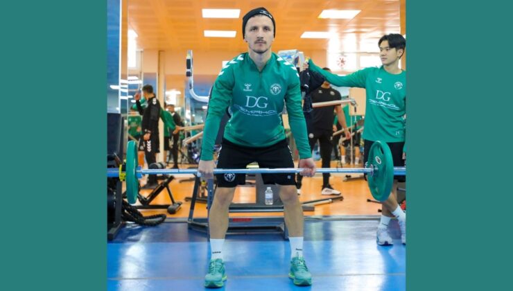 Konyaspor salonda kuvvet çalıştı