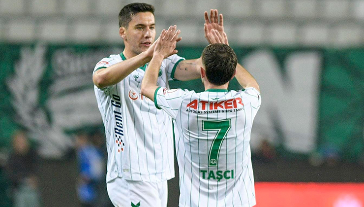 Konyaspor’da Umut Nayir belirsizliği